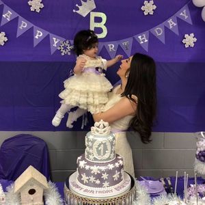 Meet your Posher, Stefany